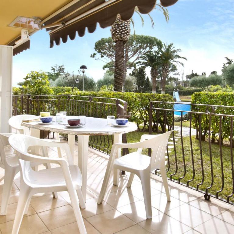 I-51 - Calella de Palafrugell - Apartamento con vistas a la piscina - 4