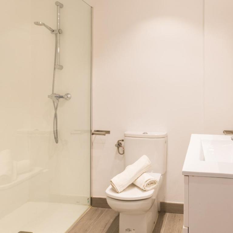 I-51 - Calella de Palafrugell - Apartamento con vistas a la piscina - 18
