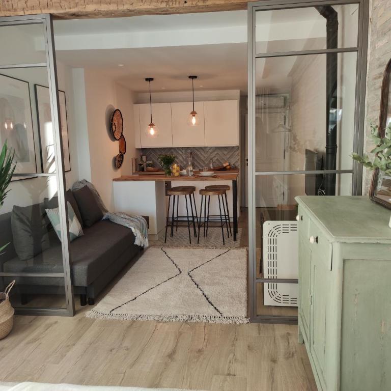 Cathedral Suite Home - Loft - 8