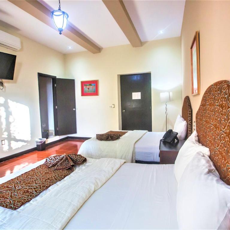 Hotel Merida - Standard Double Room - 11
