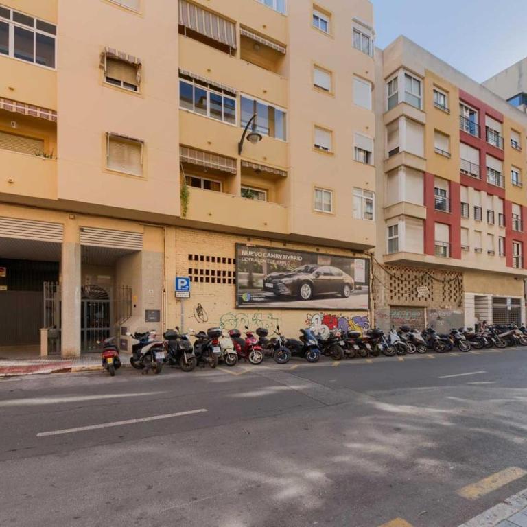 Holidays2Malaga Plaza de Toros Vieja & terrace & optional parking - Apartamento con terraza - 7