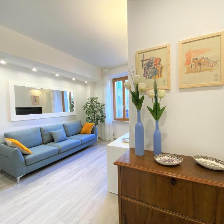 CASA STELLA - A Due Passi dal Corso di Siena - Two-Bedroom Apartment - 10