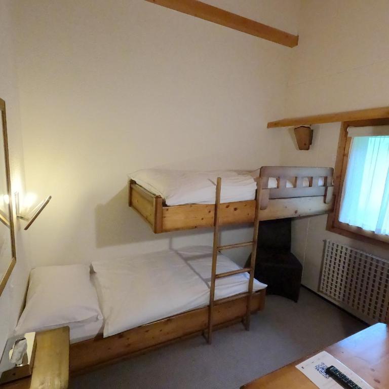 Hôtel Cristal - Swiss Riders Lodge Grimentz - Zweibettzimmer - 7