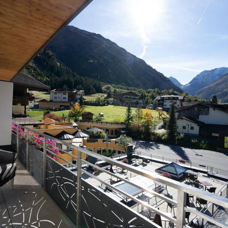 Hotel Gundolf - Suite mit Bergblick - 14