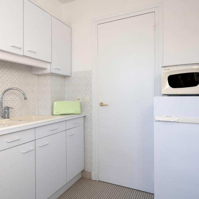 Appartement tout confort pour 4 à 300m de la plage - Apartment - 10