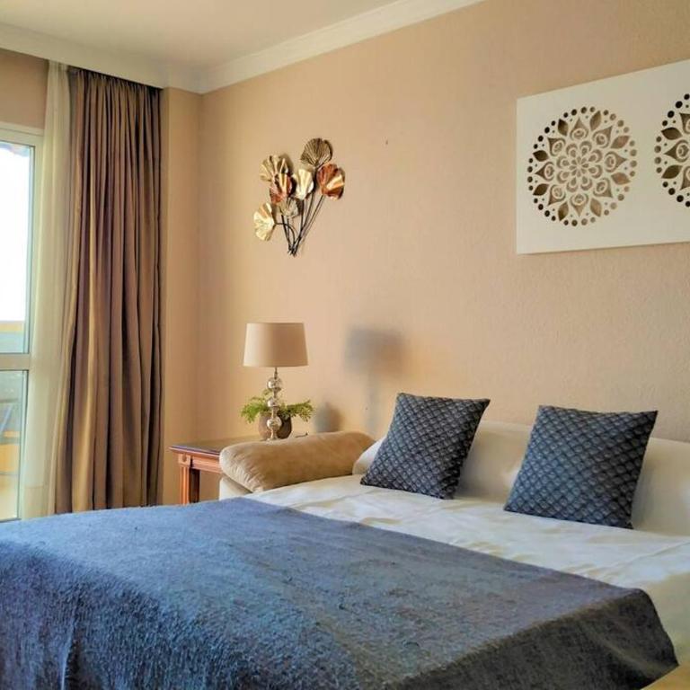 Don Gustavo 2 Bedroom Beach Front Apt, Sea Views - Two-Bedroom Apartment - 21