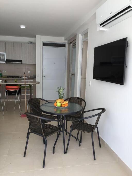 HERMOSO APARTAMENTO EN GIRARDOT CON AIRE ACONDICIONADO - Apartamento de 2 dormitorios - 15