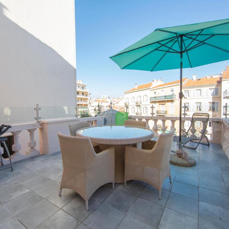 Appartement 3 chambres 125 m2 avec vue exceptionnelle face à la mer - Appartement 3 Chambres - 22