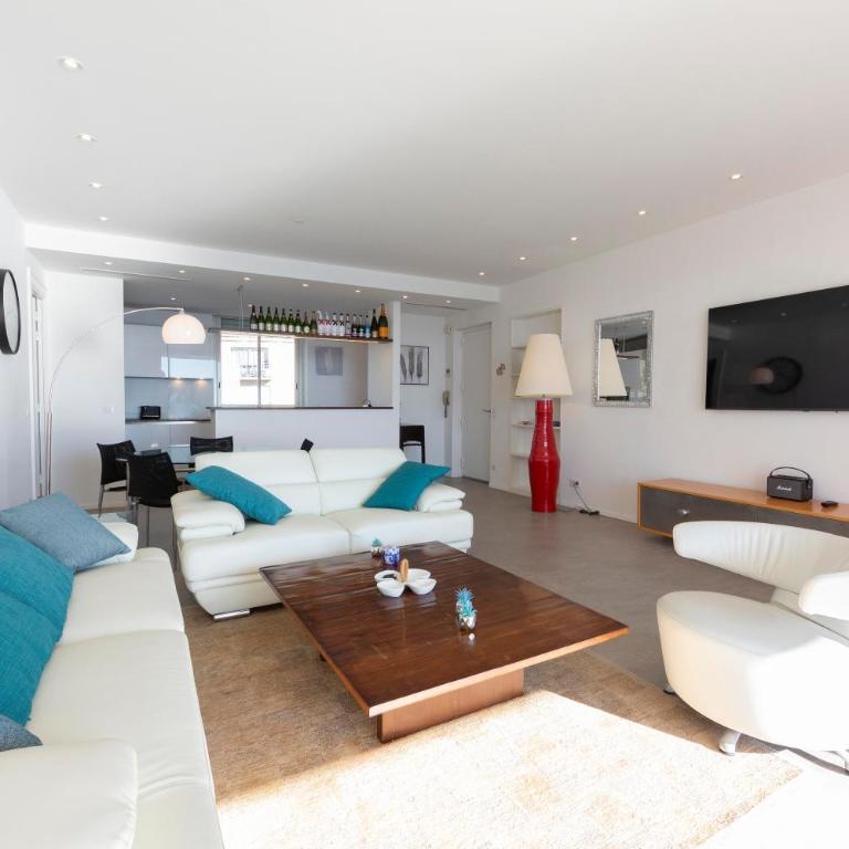 Appartement 3 chambres 125 m2 avec vue exceptionnelle face à la mer - Appartement 3 Chambres - 2