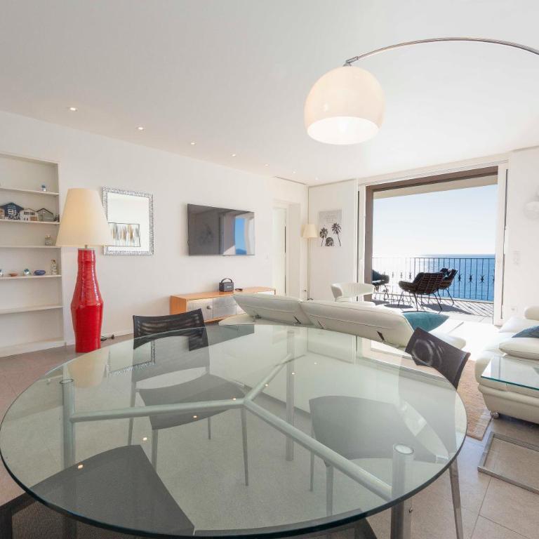 Appartement 3 chambres 125 m2 avec vue exceptionnelle face à la mer - Appartement 3 Chambres - 24