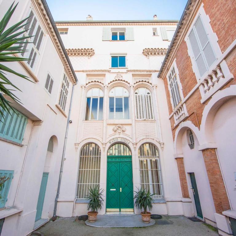 Appartement 3 chambres 125 m2 avec vue exceptionnelle face à la mer - Appartement 3 Chambres - 25
