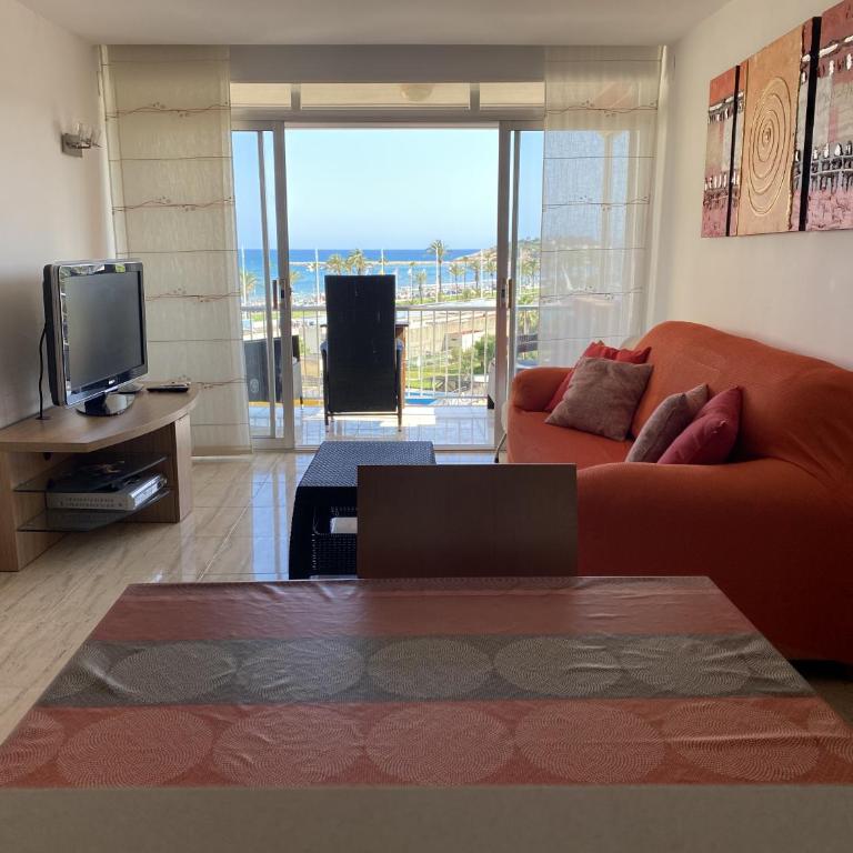 SUN AND BEACH LOVER LA PINEDA XXX - Two-Bedroom Apartment - 1