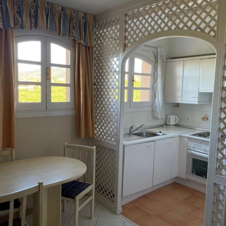 Apartamentos El Toro - Apartamento de 2 dormitorios - 17