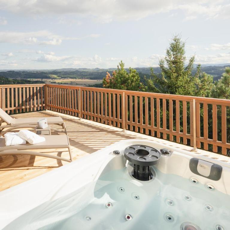 Das Weinkitz - Zimmer mit Kingsize-Bett und Whirlpool - 1