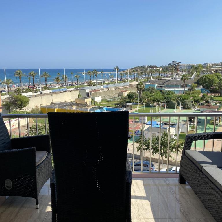 SUN AND BEACH LOVER LA PINEDA XXX - Two-Bedroom Apartment - 8