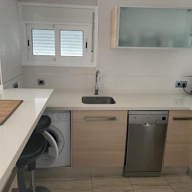 SUN AND BEACH LOVER LA PINEDA XXX - Two-Bedroom Apartment - 6