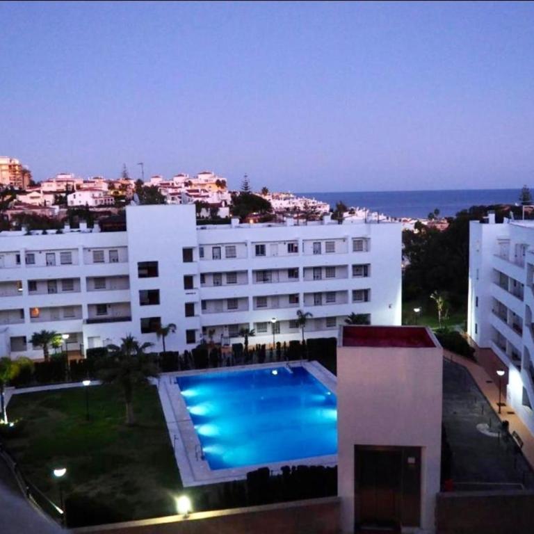 Two Bed, Two Bath Apartment with Sea Views - Angel de Miraflores - Apartamento de 2 dormitorios - 13