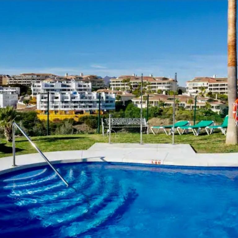 Two Bed, Two Bath Apartment with Sea Views - Angel de Miraflores - Apartamento de 2 dormitorios - 15