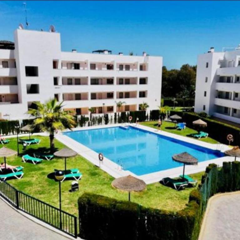 Two Bed, Two Bath Apartment with Sea Views - Angel de Miraflores - Apartamento de 2 dormitorios - 16