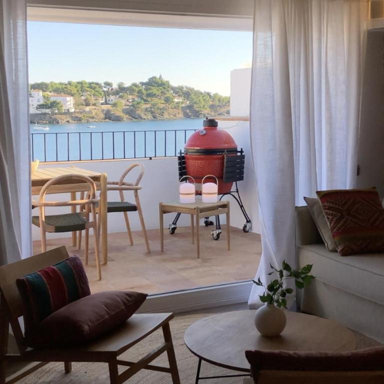 Beachfront Penthouse with Sea Views in CADAQUES - Apartamento de 2 dormitorios - 12