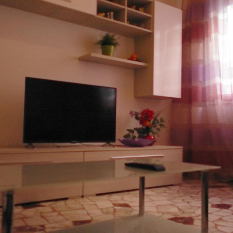 Apartment Podgora 13 - Appartamento con 2 Camere da Letto - 2