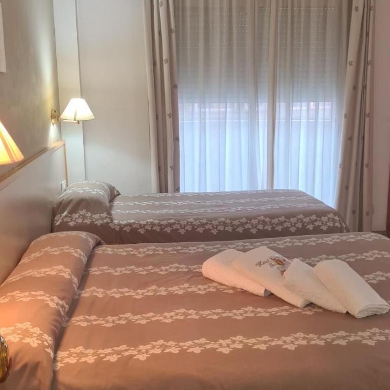 Hotel Cosmos Tarragona - Habitación Triple con balcón - 3