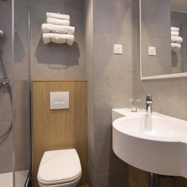 Hotel Paris Louis Blanc - Chambre Double Standard - 17