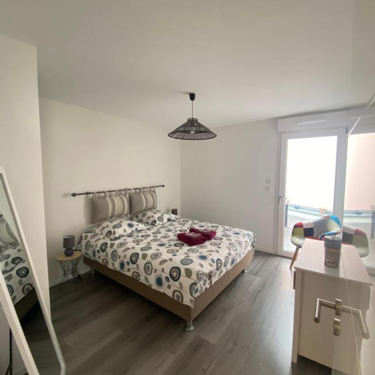 Appartement Orchidées proche centre Ville - Two-Bedroom Apartment - 3