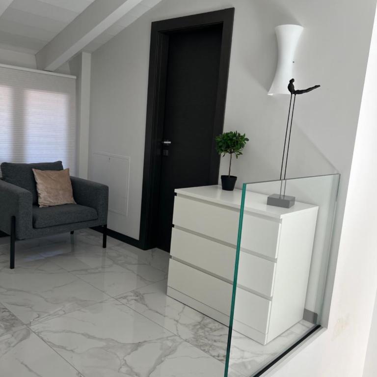PAGANINI suites and apartments - Suite con Vista Lago - 5