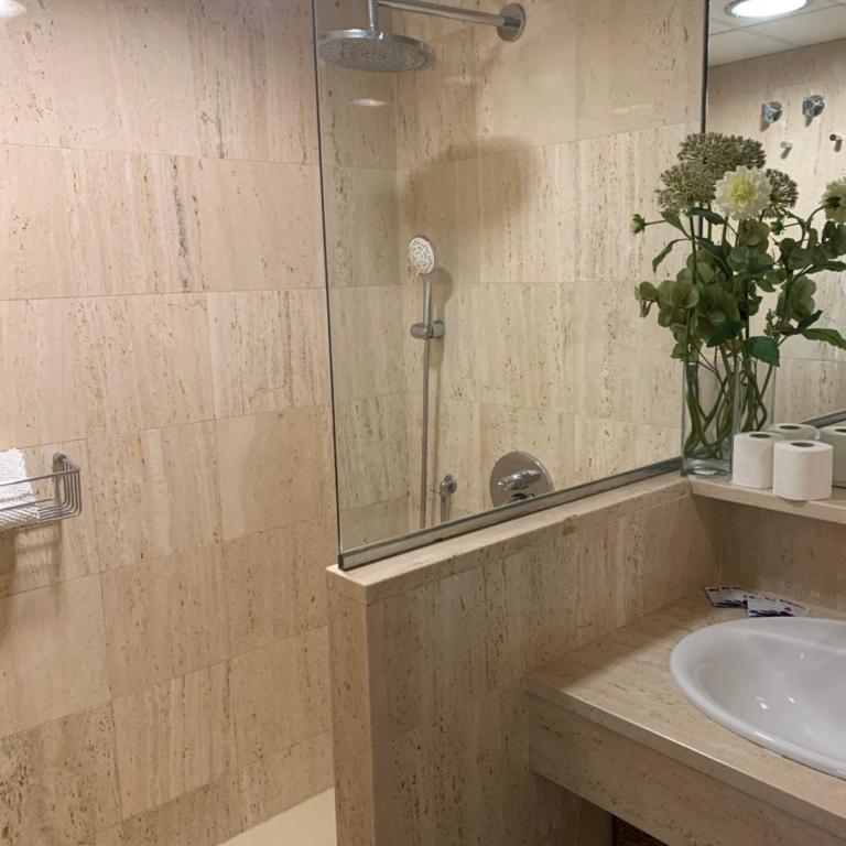 Hidden Gem Playa Helios con Ascensor & Parking - Apartamento - 24
