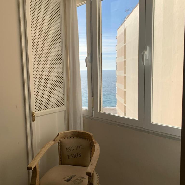 Hidden Gem Playa Helios con Ascensor & Parking - Apartamento - 12