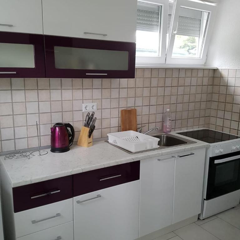 Apartman Aladin - Two-Bedroom Apartment - 28