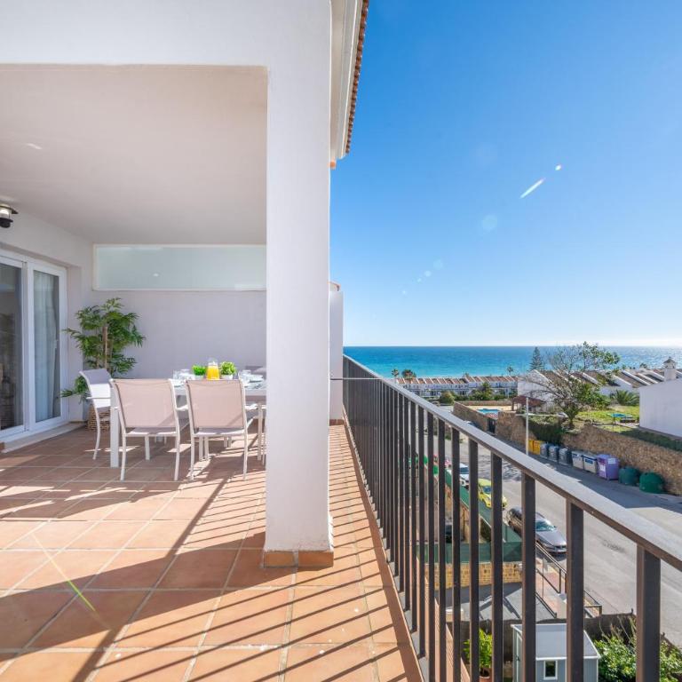 Apartamento con vistas al mar en Manilva Playa - Apartamento - 14
