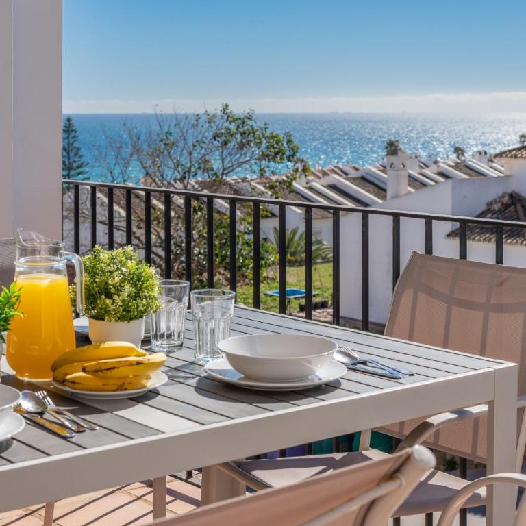 Apartamento con vistas al mar en Manilva Playa - Apartamento - 3