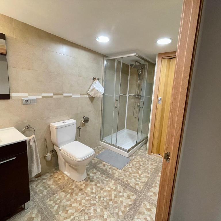 Espacioso piso con entrada independiente en Part Alta de Tarragona! - Apartamento - 25