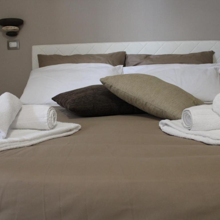 B&B D'Amari Affittacamere - Double Room with Private Bathroom - 11