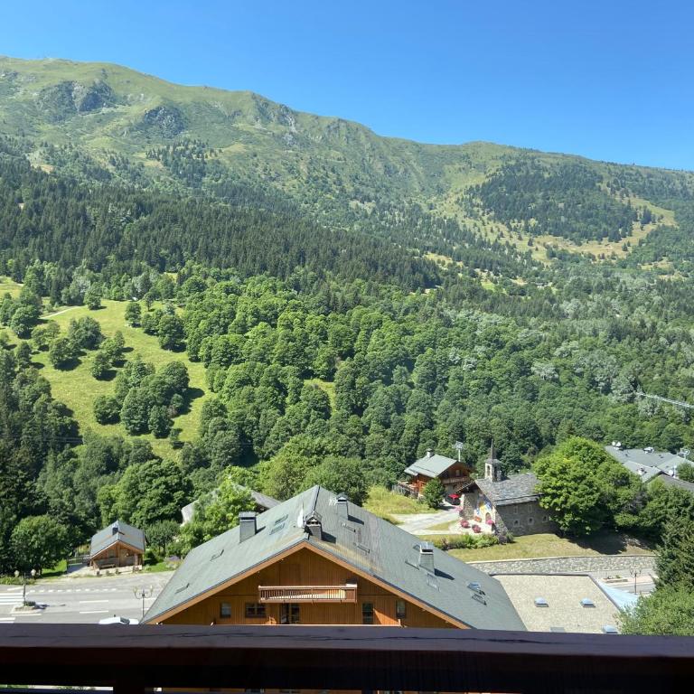 Renovated 6 pers Luxury Chalet in Meribel Centre 85m2 3BR 3BA with Mountain View and boots heater ! - Appartement 3 Chambres - 46