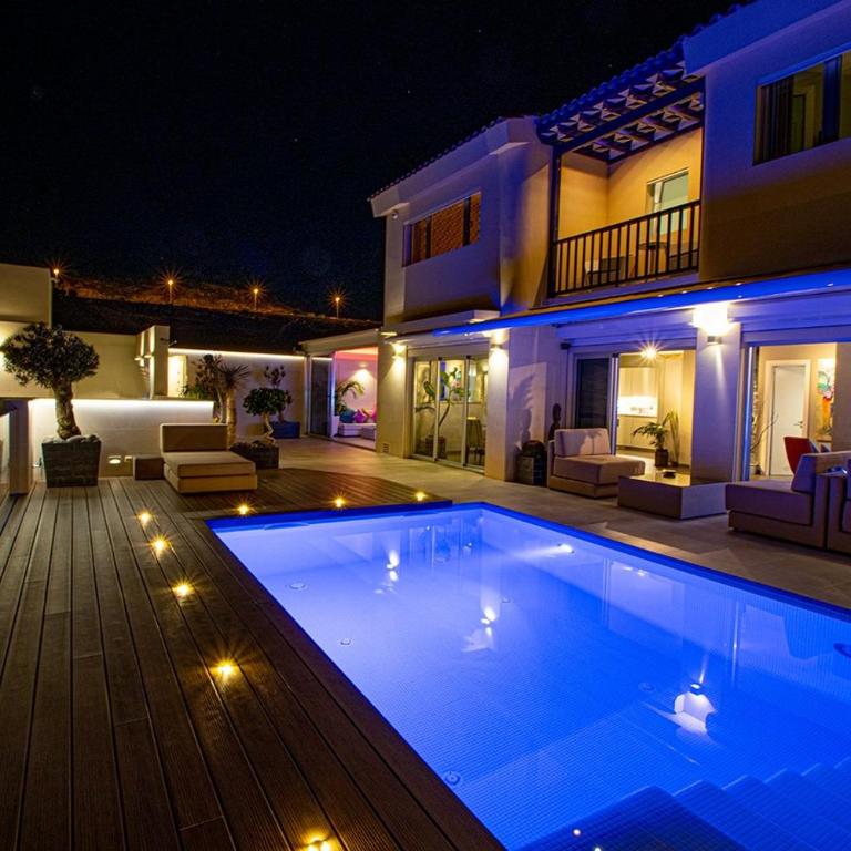Luxury Villa Morelli with seaview & heated pool - Deluxe Villa - 2