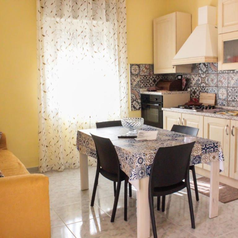 Villa Rosanna - Two-Bedroom House - 12
