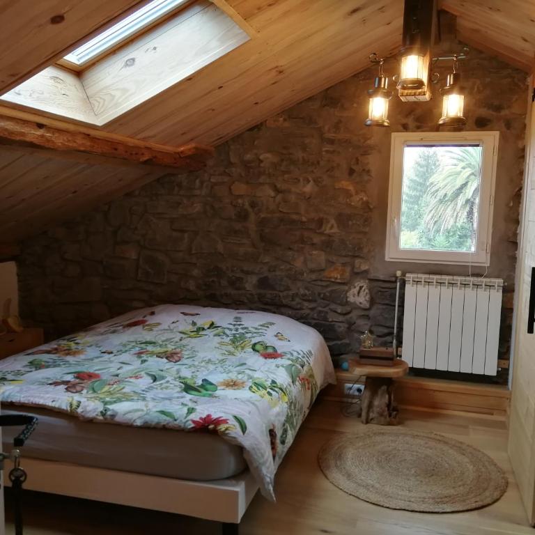 Chambres d'hôtes "HOR DAGO" près de la gare d'Hendaye avec le petit-déjeuner - Double Room with Private Interior Bathroom - 12