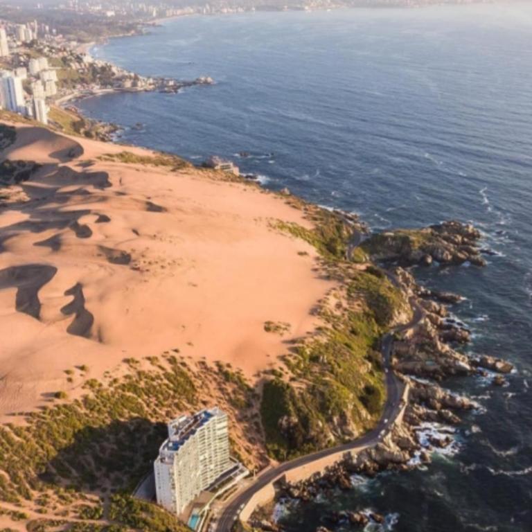 Exclusivo Departamento Con Con Primera Linea - Apartamento de 2 dormitorios - 2