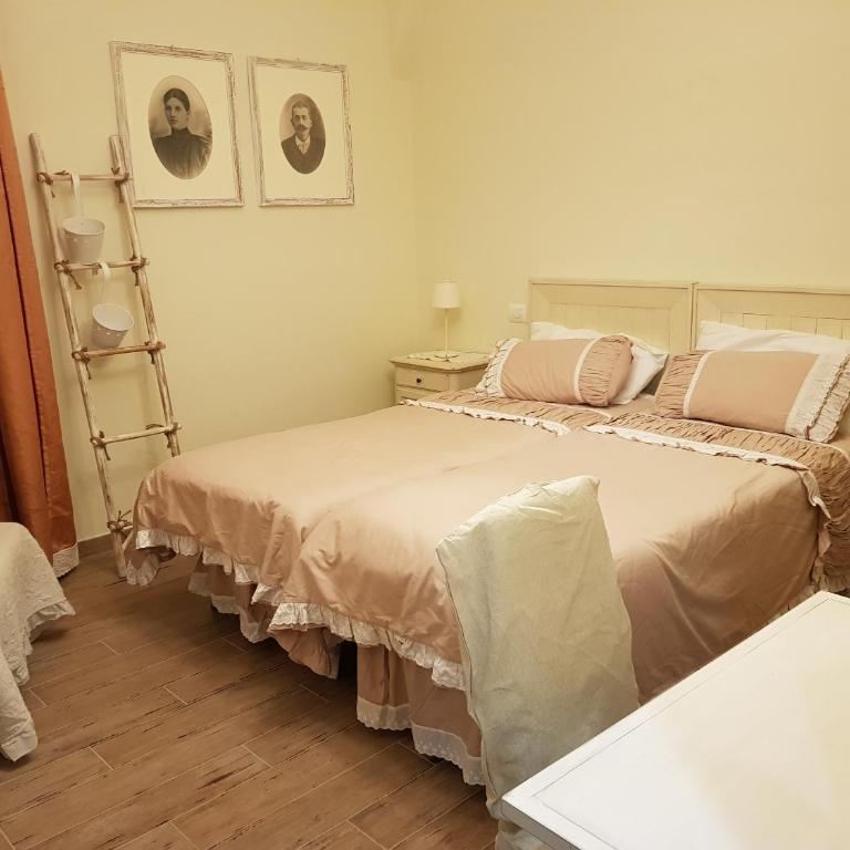 Casale Cisanello - Camera Matrimoniale/Doppia con Letti Singoli - 8