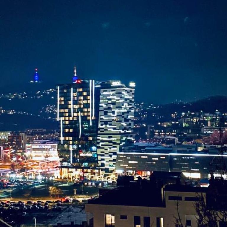 Beautiful View Of Sarajevo Center - Standard Apartment - 2