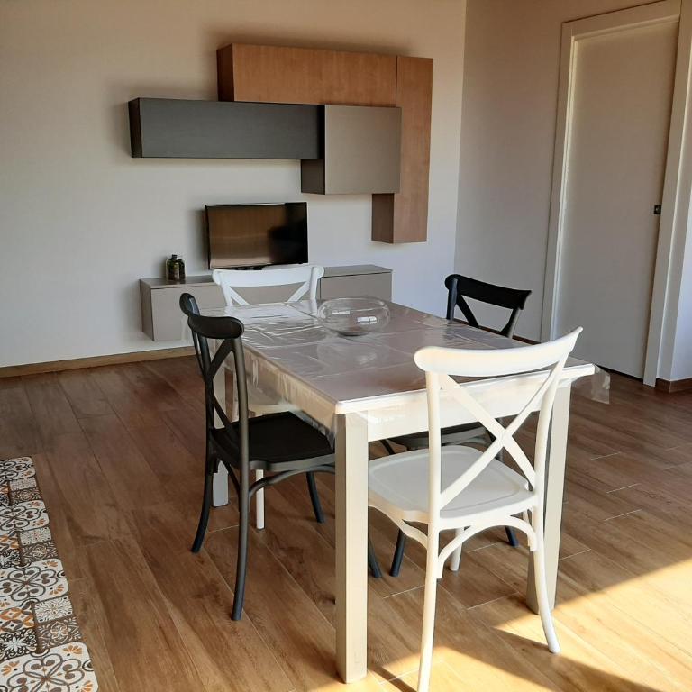Appartamento Alba - Appartamento con 2 Camere da Letto - 8