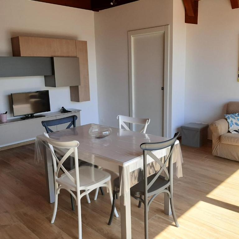 Appartamento Alba - Appartamento con 2 Camere da Letto - 4