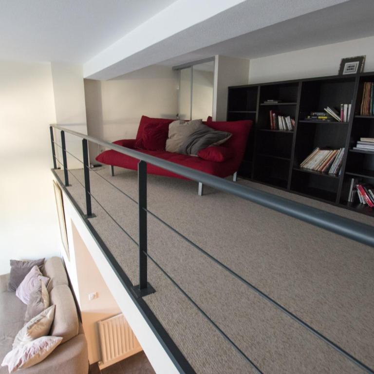 Divonne - Loft cosy avec jardin partagé - One-Bedroom Apartment - 8