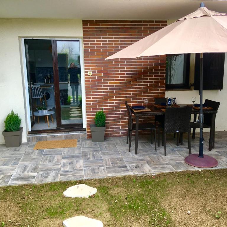 Rez de jardin en Accès direct mer(100m) près de la Thalasso - Apartment mit 1 Schlafzimmer - 2