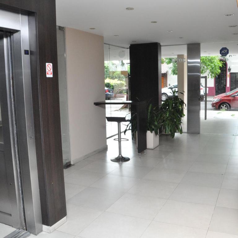 Hermoso departamento 5 ambientes - Apartamento de 3 dormitorios - 28