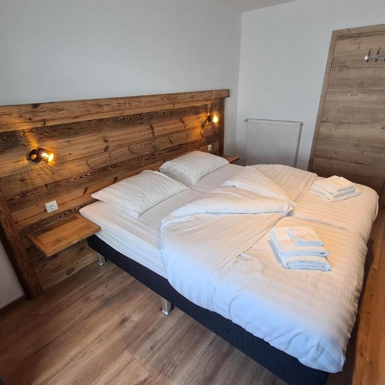 Hotel Pension Annerlhof - Familienzimmer mit Balkon - 12
