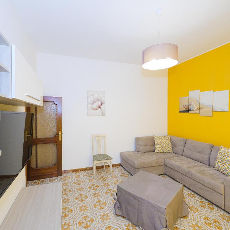 Maison Flavia - Three-Bedroom Apartment - 14